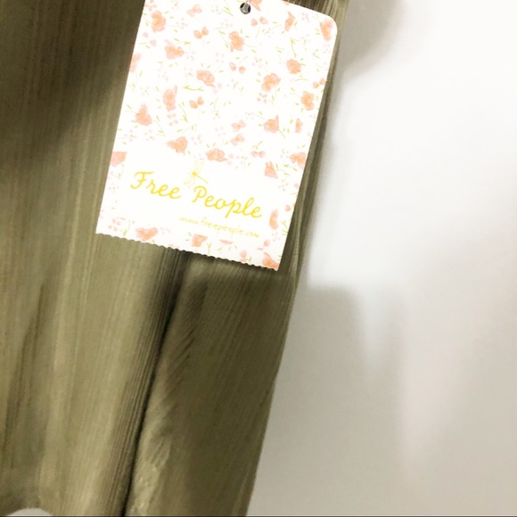 Free People intimately green deep v-neck tank NWT - Picture 3 of 6